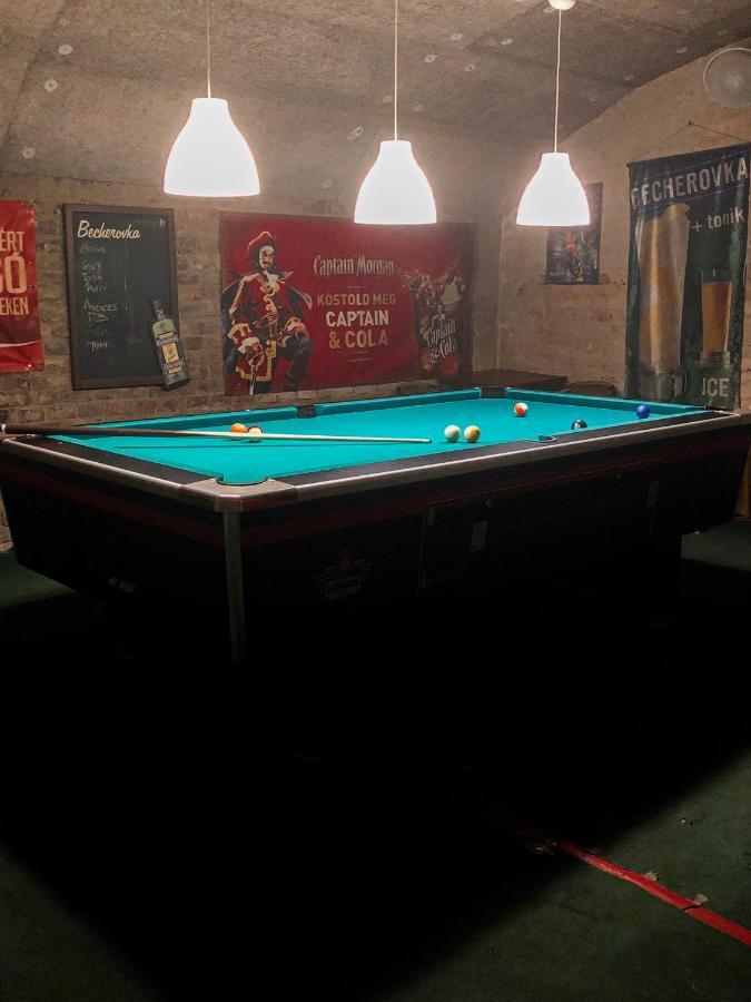 Whole Basement Former Pub2 For Stag Do, Men'S Cave Budapeszt Zewnętrze zdjęcie