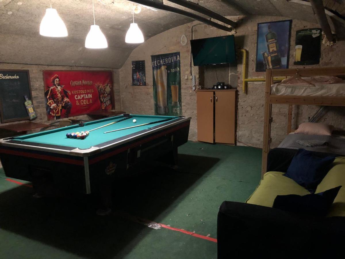 Whole Basement Former Pub2 For Stag Do, Men'S Cave Budapeszt Zewnętrze zdjęcie
